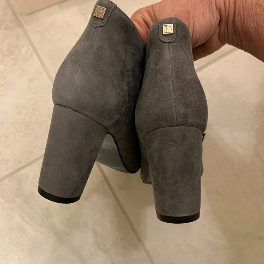 Ivanka Trump Lettie suede boots shoes size 6